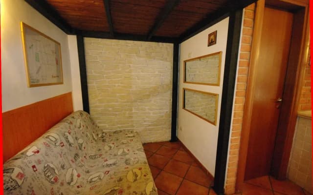 Aabacus Roman Pyramid House - photo 4