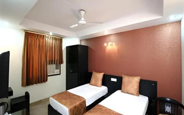 FabExpress Jeniffer Inn - photo 4