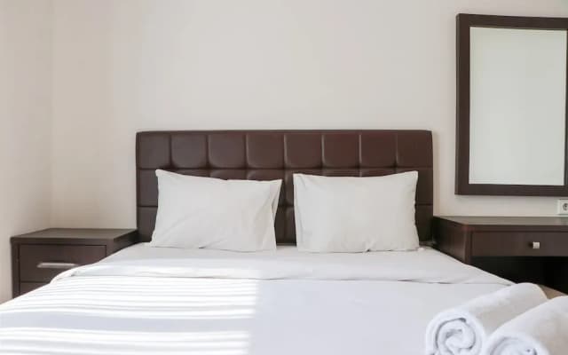 Full Furnished With Comfort Design 2Br Apartment At Thamrin Residence - photo 2