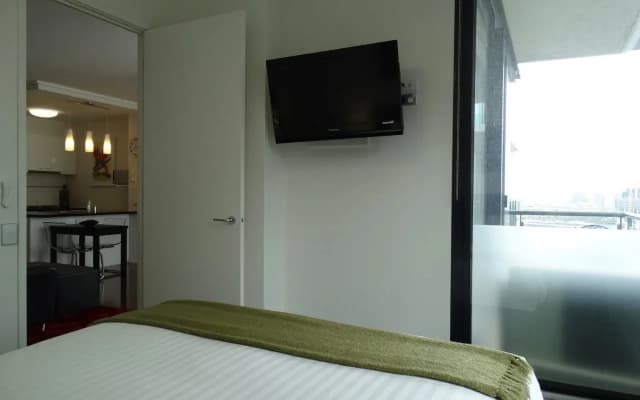 Alpha Apartments Melbourne - photo 3
