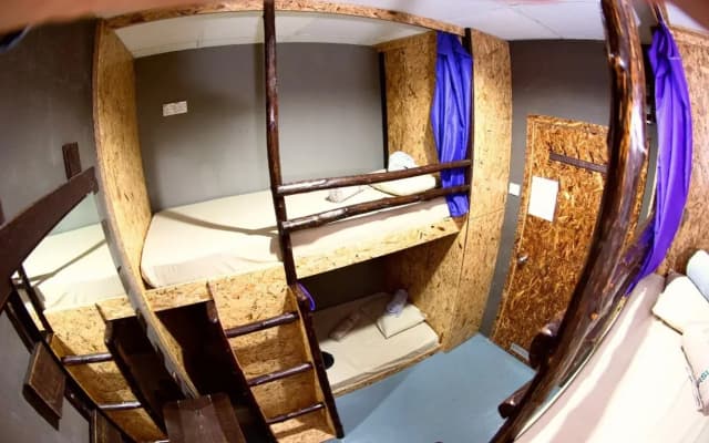 Irsia Guesthouse - photo 2