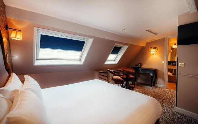 Hotel Odéon Saint Germain - photo 4