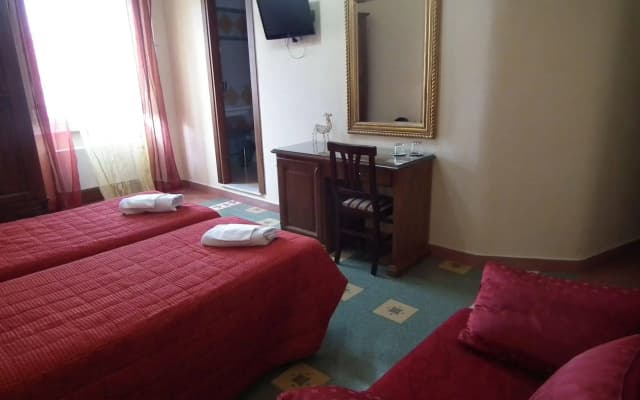 Anthony Guesthouse - photo 2