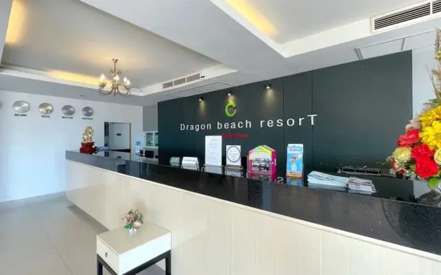 Dragon Beach Resort Jomtien Pattaya - photo 2