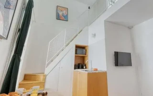 Cute and Bright Studio in a Courtyard-Montmartre(5) - photo 4
