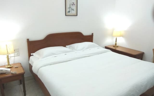 Hotel Palm Greens - photo 3