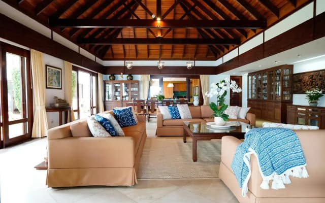 Miskawaan Beachfront Villas - photo 3