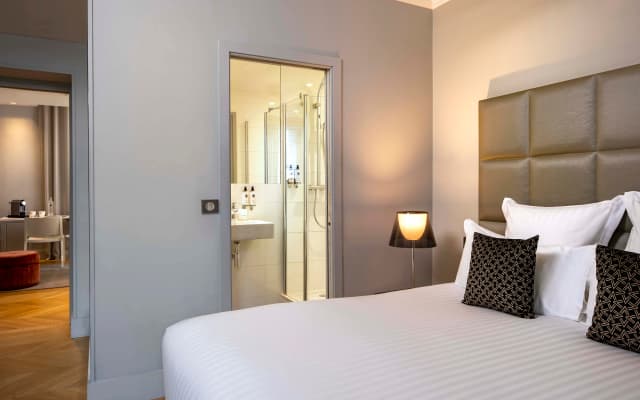 First Hotel Paris Tour Eiffel - photo 5