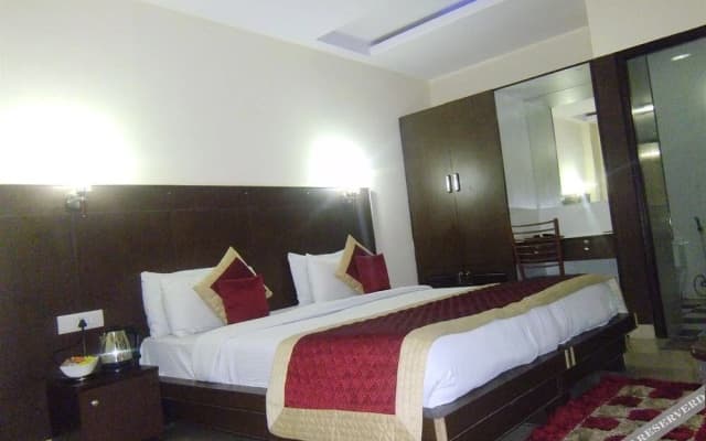 Airport Hotel Breeze - photo 2