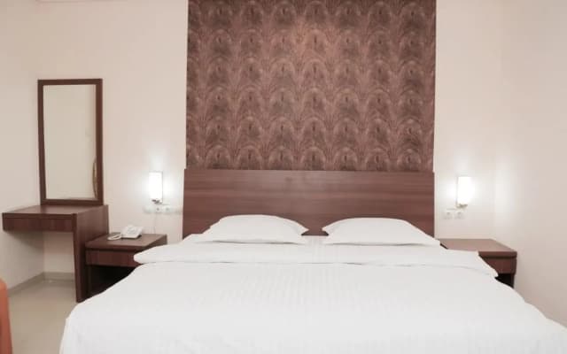 Aurora Hotel - photo 5