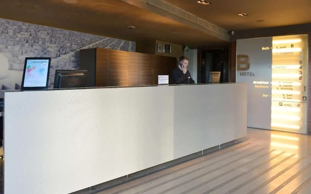 B-Hotel - photo 2