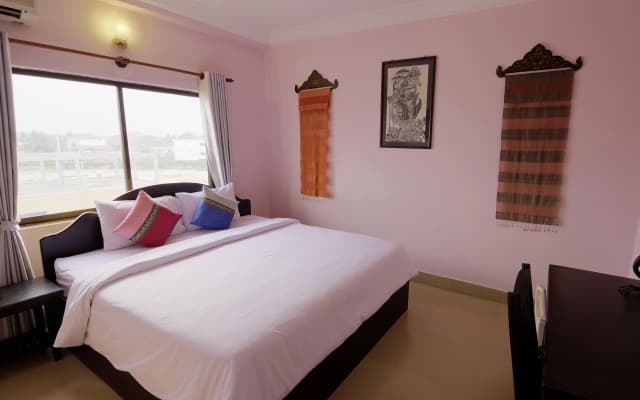 Popular Hotel & Spa - photo 2