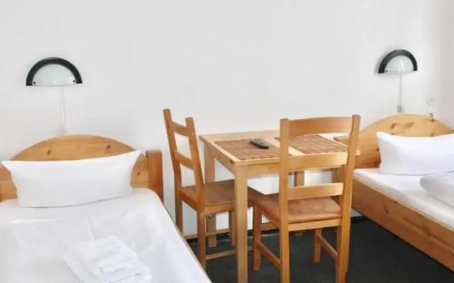 Hotel-Pension Sickinger Hof - photo 4