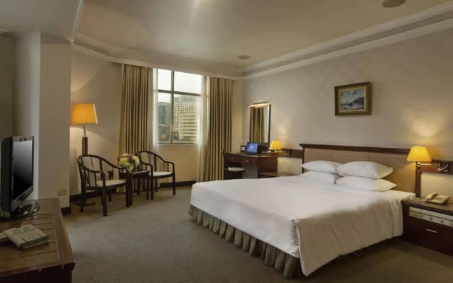 Lake Side Hotel - photo 4