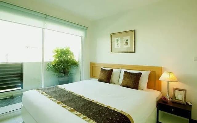 The Laurel Suite Apartment - photo 3