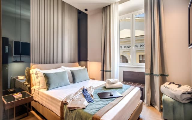 Hotel 77 Seventy-Seven - photo 4