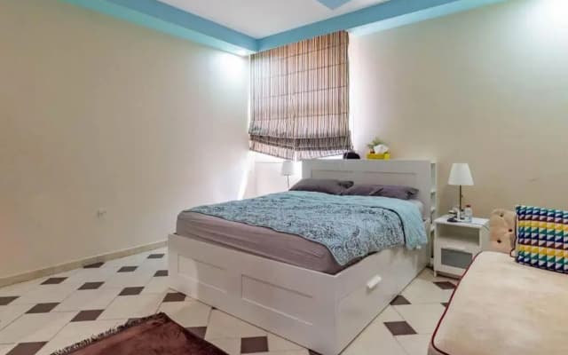 Cheerful 5-Bedroom Villa with Pool - photo 5