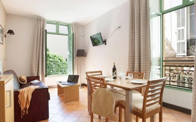 Apartment in Nice Near the Promenade des Anglais - photo 3