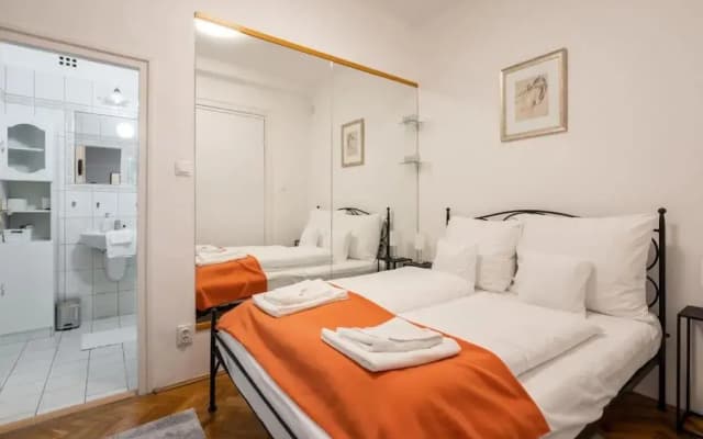 Mirage Monte Apartment - photo 4