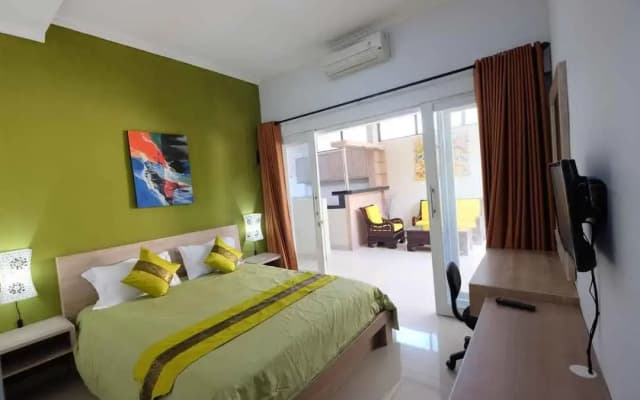 Pulasari Homestay & Villa - photo 5