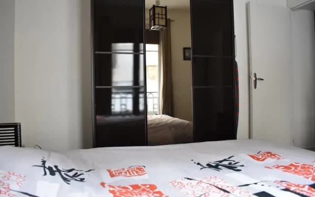 Simplistic 1 Bedroom Apartment in 17th - photo 3