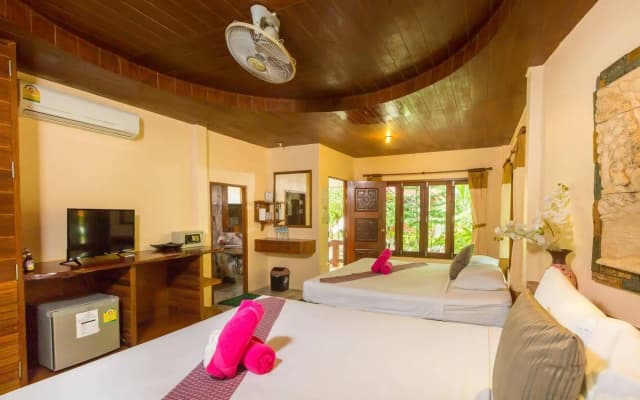 Bottle Beach 1 Resort - photo 5