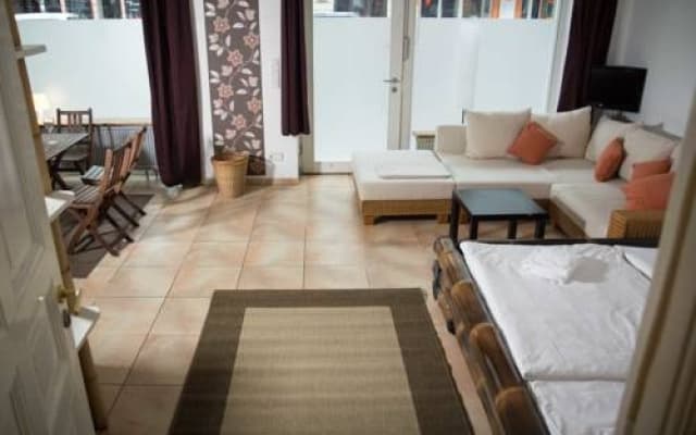 The Lodge Berlin - photo 4