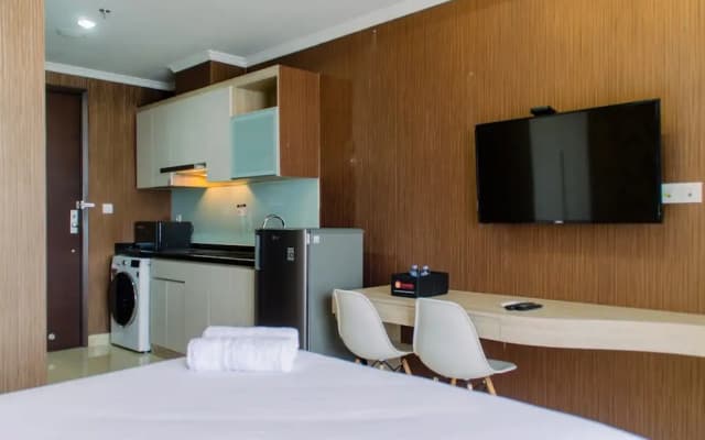 Comfortable Studio @ Menteng Park Apartment - photo 5