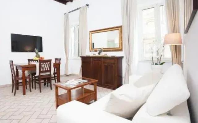 Tritone 91 Apartments - photo 4