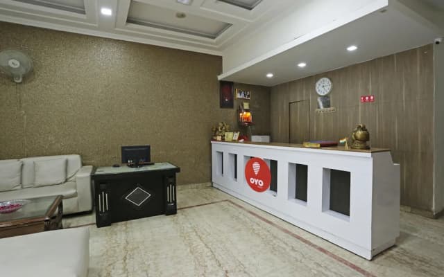 Oyo 5795 Ashoka International - photo 2