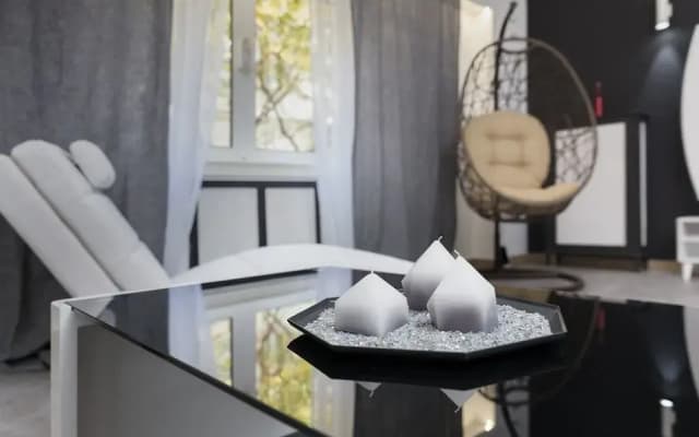 Acropolis Luxurious Apartment - photo 3