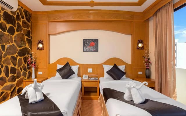 Chang Club Hotel - photo 2