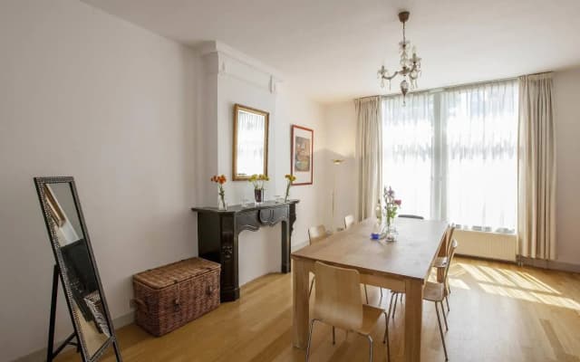 Artis Aquarium Apartment - photo 3