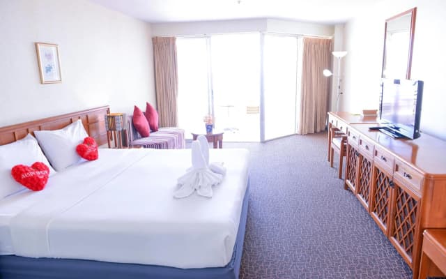 Sandy Spring Hotel - photo 3