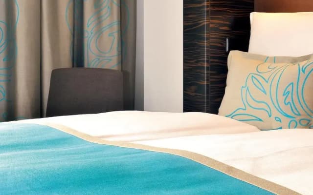 Motel One Berlin-Hackescher Markt - photo 5