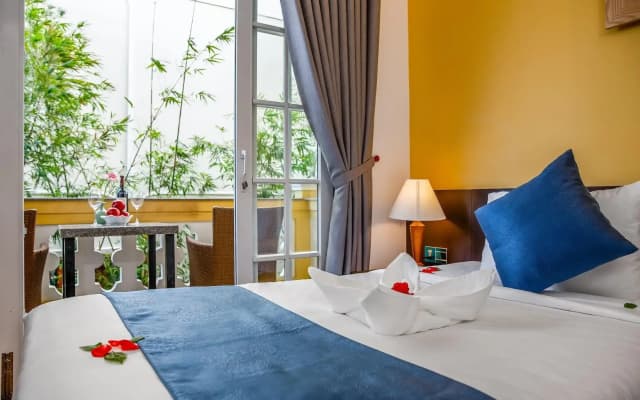 Triple Riverside Villa Hoian - photo 4