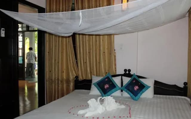 Laurus Homestay - photo 2