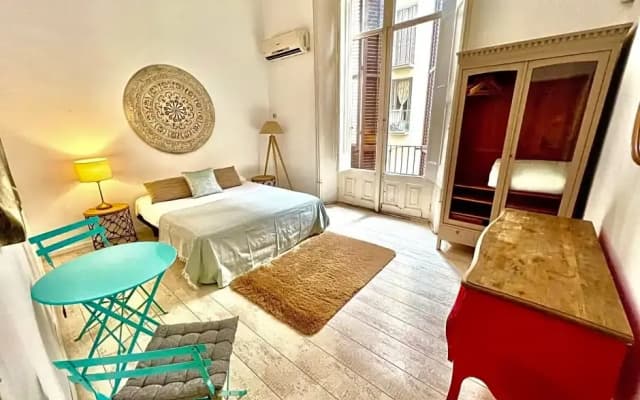 Erandi Ramblas Rooms - photo 5