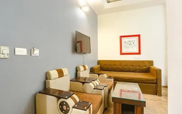 Fabhotel Sky Land - photo 2