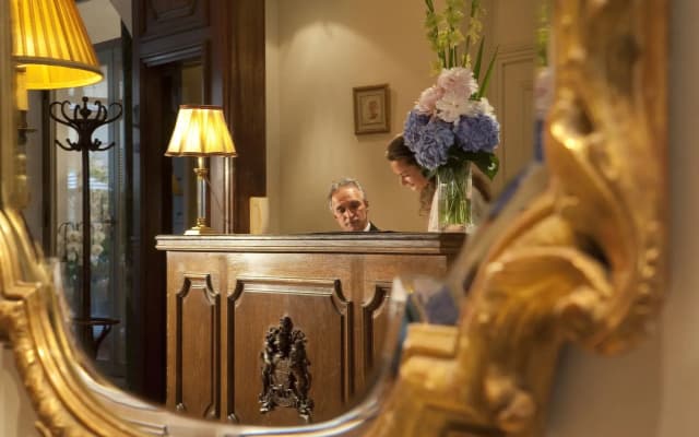 Hotel d'Angleterre Saint Germain des Prés - photo 2