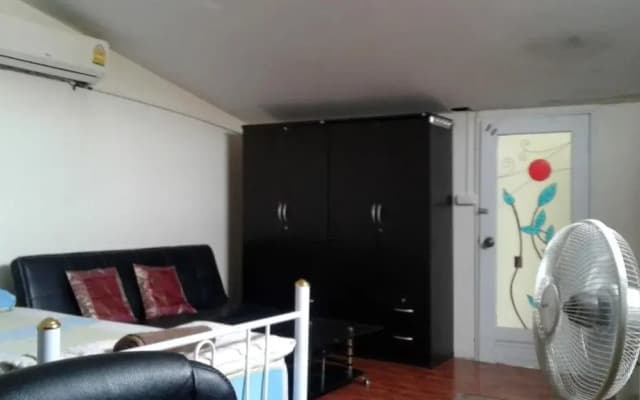 Jomtien Beach Guesthouse - photo 4