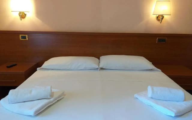 Alex City Inn III - photo 4