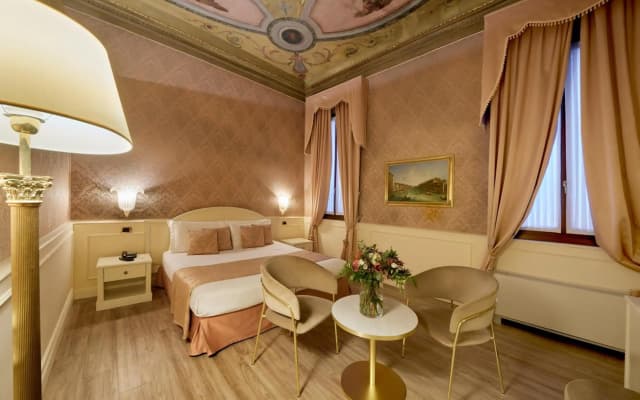 Duodo Palace Hotel - photo 3