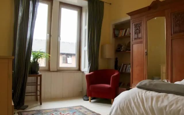 Edinburgh City Centre Quirky Flat - photo 2