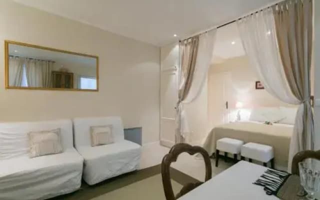 Quartier Latin Apartments - photo 2