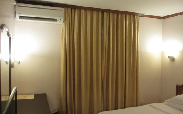 Sanbay Hotel - photo 5