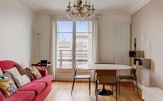 Bright Etoile Bright 2 bed Close to Eiffel Tower Arc the Triomphe et Champs Elysees - photo 2