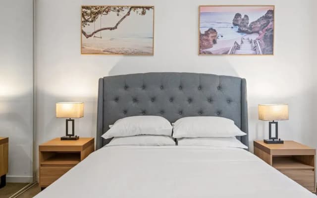 Cosy 1-bed With Balcony in Trendy St Kilda - photo 2
