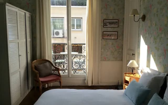 Chambres d'Hôtes Quartier Champs Elysées - photo 3