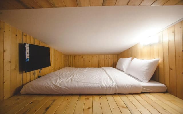 Double Five - Hostel - photo 4